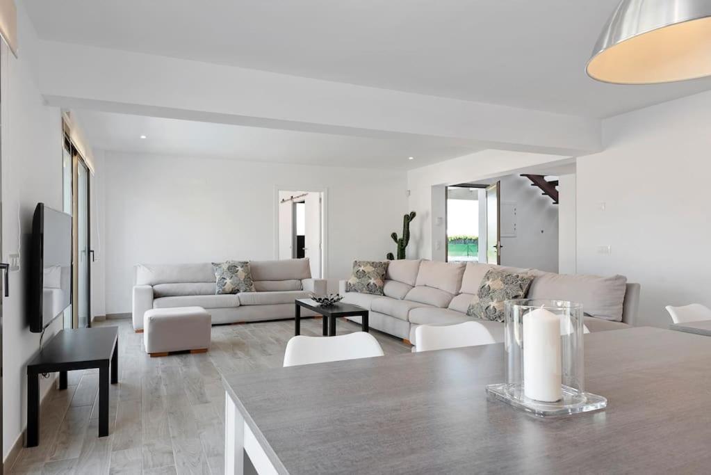 Villa Noka Cala'N Blanes  Zewnętrze zdjęcie